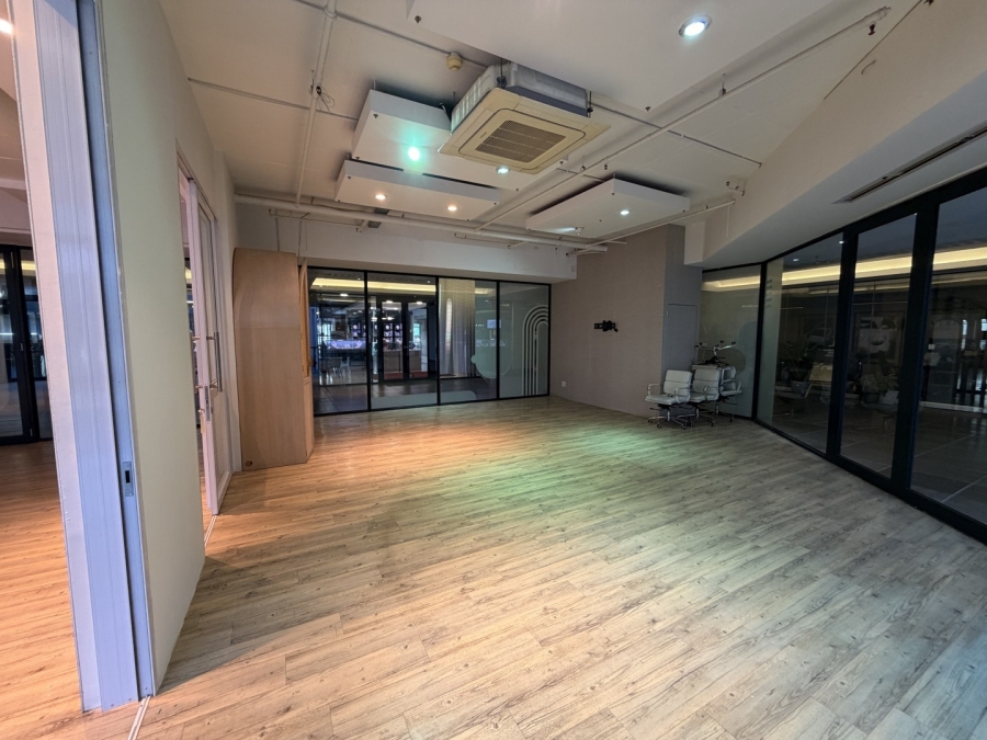 To Let Commercial Property for Rent in De Waterkant Western Cape
